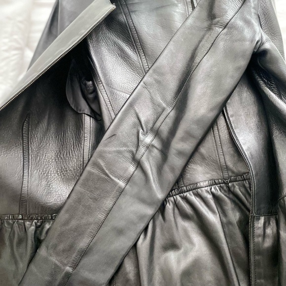 Gucci Authentic Peplum Leather Jacket - Picture 9 of 16